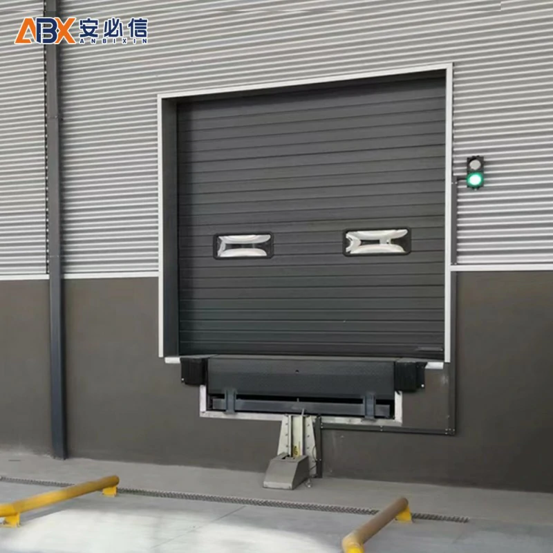 深圳铝板提升门